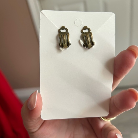 Vintage 1950 White and Yellow Daisy Earrings WEST GERMANY clip ons ❤️ - Picture 7 of 8